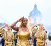 Aya Nakamura chante lors de la cérémonie d'ouverture des Jeux Olympiques (JO) de Paris 2024, à Paris, France, le 26 juillet 2024. 