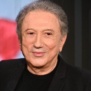 Michel Drucker reçoit cette semaine une nouvelle salve de personnalités sur son plateau
Exclusif - Michel Drucker lors de l'enregistrement de l'émission "Vivement Dimanche" au Studio Gabriel et diffusée sur France 3 le 1er décembre 2024. © Guillaume Gaffiot / Bestimage