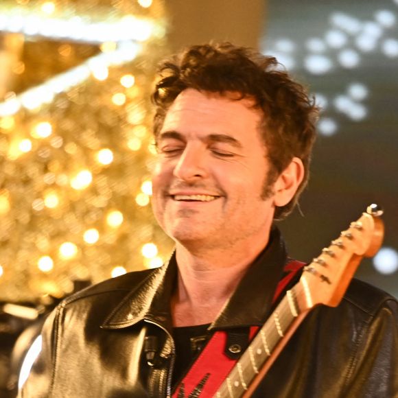 Exclusif - Matthieu Chedid (M) lors de l'enregistrement de l'émission "Vivement Dimanche" au Studio Gabriel et diffusée sur France 3 le 1er décembre 2024. © Guillaume Gaffiot / Bestimage