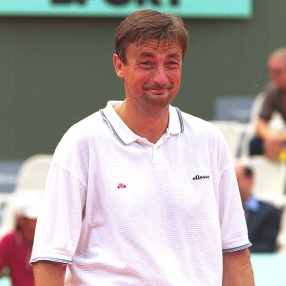 En tant que tennisman de haut niveau
Henri Leconte à Roland Garros.