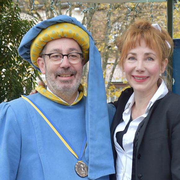 Julie Depardieu - La confrérie de Belnus a procédé à l'intronisation des invités du Comité des fêtes de Beaune et du Pays beaunois, V. Demouy, D. Fernandez et P. Verdier après une messe en la basilique de Beaune.