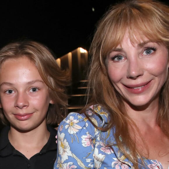 Exclusif - Arielle Dombasle (G) avec Julie Depardieu (D) et son fils de 12 ans, Billy, qui joue dans le film - Projection en avant-première du film "Les Secrets de la Princesse de Cadignan" de A. Dombasle au CNC à Paris le 5 septembre 2023. © Bertrand Rindoff / Bestimage 