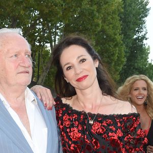 Niels Arestrup avec sa femme Isabelle Le Nouvel - Soirée du 90ème anniversaire de Line Renaud sur le Bateau Potel et Chabot "Pavillon Seine" à Paris le 2 juillet 2018. © Coadic Guirec/Bestimage