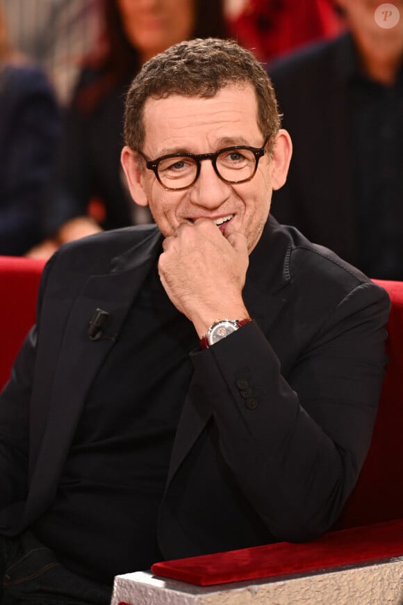 Exclusif - Dany Boon lors de l'enregistrement de l'émission "Vivement Dimanche" au Studio Gabriel et diffusée sur France 3 le 1er décembre 2024. © Guillaume Gaffiot / Bestimage 