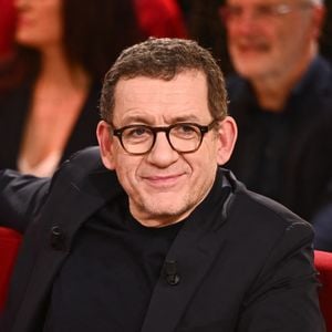 Exclusif - Dany Boon lors de l'enregistrement de l'émission "Vivement Dimanche" au Studio Gabriel et diffusée sur France 3 le 1er décembre 2024. © Guillaume Gaffiot / Bestimage 