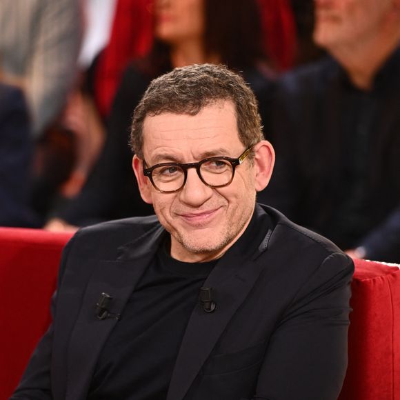 Exclusif - Dany Boon lors de l'enregistrement de l'émission "Vivement Dimanche" au Studio Gabriel et diffusée sur France 3 le 1er décembre 2024. © Guillaume Gaffiot / Bestimage 