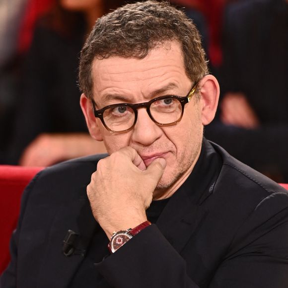 Exclusif - Dany Boon lors de l'enregistrement de l'émission "Vivement Dimanche" au Studio Gabriel et diffusée sur France 3 le 1er décembre 2024. © Guillaume Gaffiot / Bestimage 