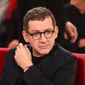 Exclusif - Dany Boon lors de l'enregistrement de l'émission "Vivement Dimanche" au Studio Gabriel et diffusée sur France 3 le 1er décembre 2024. © Guillaume Gaffiot / Bestimage 