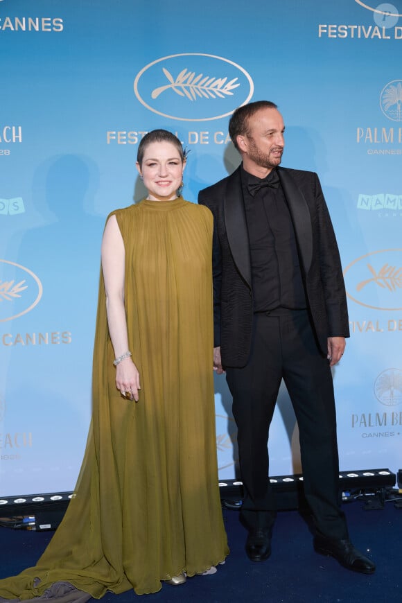 Emilie Dequenne et son mari Michel Ferracci - Photocall du dîner d'ouverture du 77ème Festival International du Film de Cannes, au Carlton. Le 14 mai 2024 © Borde-Jacovides-Moreau / Bestimage 