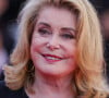 Toujours très complice avec Catherine Deneuve, Pierre Lescure n'avait pas hésité à lui parler de sa soeur, Françoise Dorléac, décédée le 26 juin 1967.
Catherine Deneuve à la projection de "L'Amour Ouf" au festival de Cannes, le 23 mai 2024. May 23, 2024 in Cannes, France.