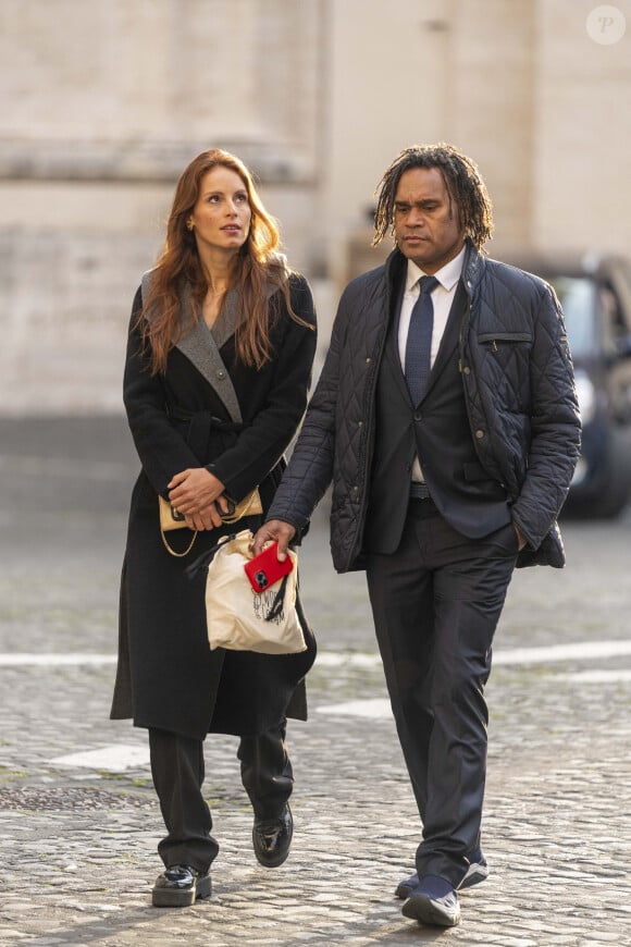 Exclusif - Christian Karembeu et sa femme Jackie Chamoun - Les membres du Variétés Club de France rencontrent le pape François au Vatican le 22 mars 2023. © Pierre Perusseau / Bestimage