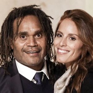 L'ancien footballeur français Christian Karembeu et sa femme Jacky Chamoun - Dîner au Palais de l'Elysée en l'honneur des 50 ans du Variétés Club de France, à Paris, le 14 octobre 2021. © Stéphane Lemouton / Bestimage