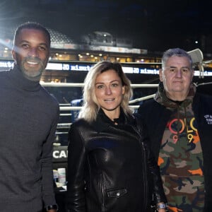 "Tu me parles de quelques chose que je ne suis pas", indique Pierre Ménès à propos de l'émission
 
Habib Beye, Laure Boulleau et Pierre Ménès - People lors de la soirée de boxe à Paris La Défense Arena le 25 septembre 2020. © JB Autissier / Panoramic / Bestimage