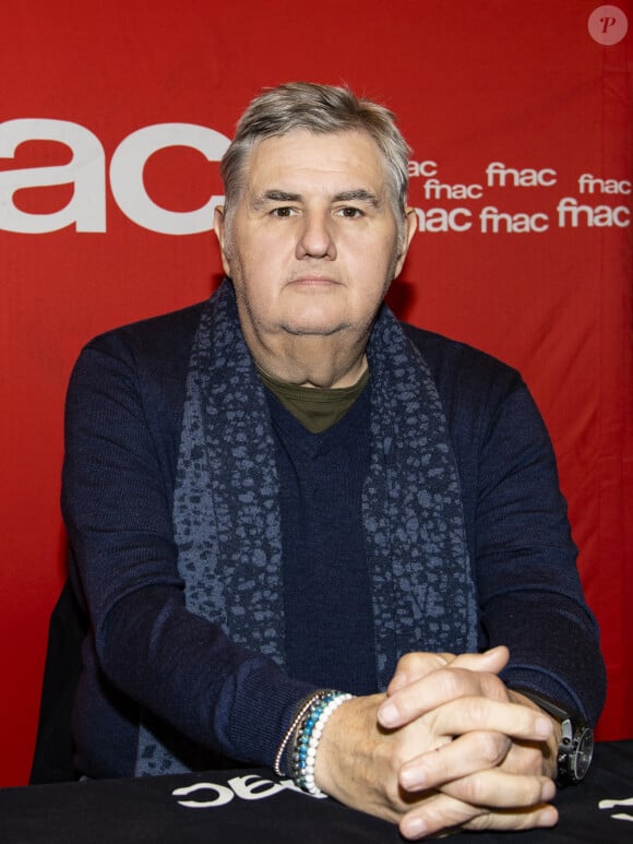 Interrogé sur le Canal Football Club, Pierre Ménès n'a pas été tendre avec ses anciens collègues
 
Exclusif - Pierre Ménès - Séance de dédicace du livre Canal Football Club à la Fnac des Champs Elysée à Paris le 15 novembre 2018. © Pierre Perusseau/Bestimage