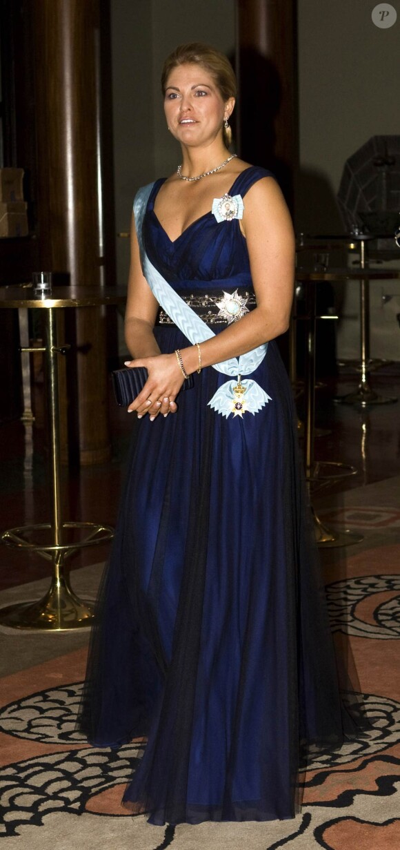 La princesse Madeleine de Suède assiste à la remise du Prix pour la recherche scientifique, à Stockholm, le 31 mars 2010