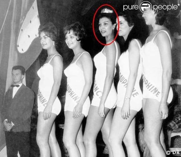 Au centre, Luce Auger, Miss France 1961.