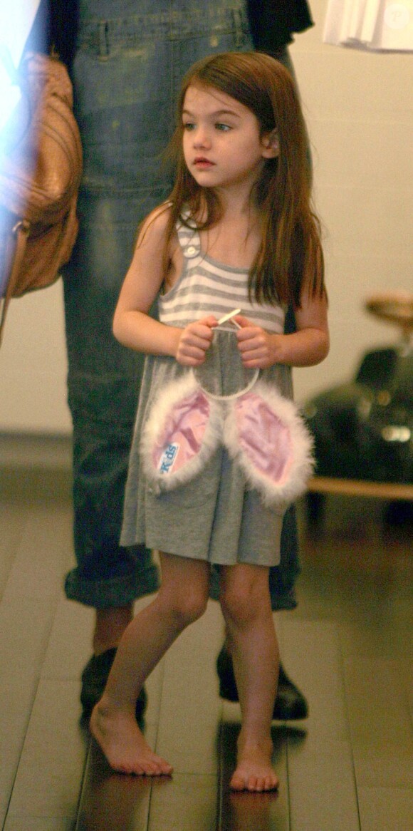 Katie Holmes et sa fille Suri à New York, le 8 avril 2010