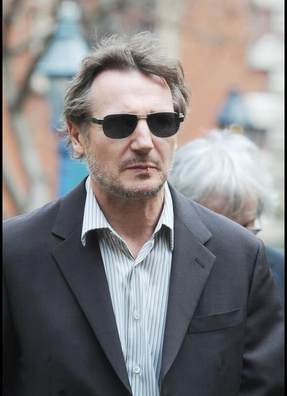 Liam Neeson aux obsèques de Corin Redgrave, en la cathédrale Saint-Paul de Londres. 12/04/2010