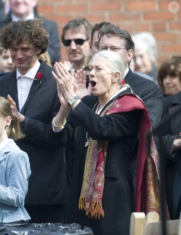 Vanessa Redgrave aux obsèques de Corin Redgrave, en la cathédrale Saint-Paul de Londres. 12/04/2010