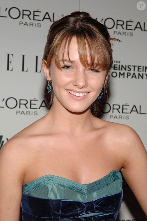 La ravissante Addison Timlin, prochainement en tournage de la 4e saison de Californication.