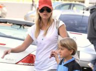 Reese Witherspoon : maman pimpante et amoureuse, elle a fait un joli cadeau à son fils... son mini-sosie !