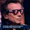 Philippe Manoeuvre met ses lunettes Rolling Stones... pour mieux entendre !