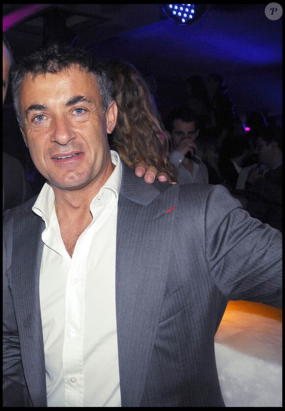 Jean Alesi, à l'occasion de la soirée Alice au Pays des Merveilles, qui s'est tenue à L'Arc, à Paris, le 29 avril 2010.