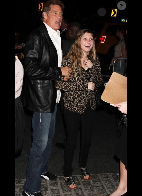 David Hasselhoff et sa fille Taylor Anne font une promenade à New York le 4 mai 2010