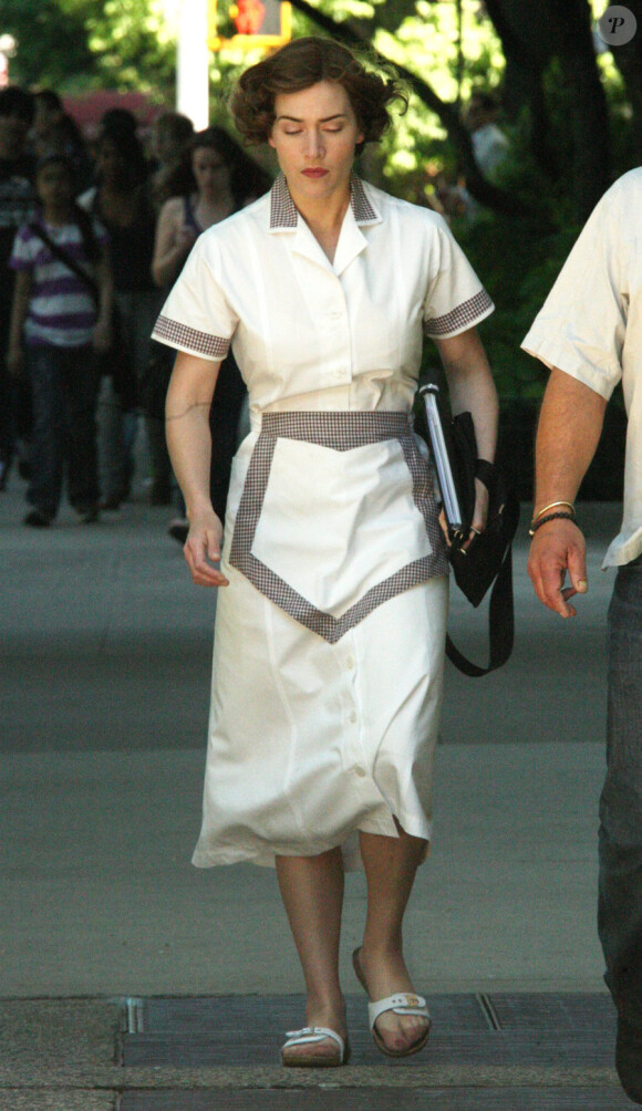 Kate Winslet sur le tournage de Mildred Pierce à New York le 5 mai 2010