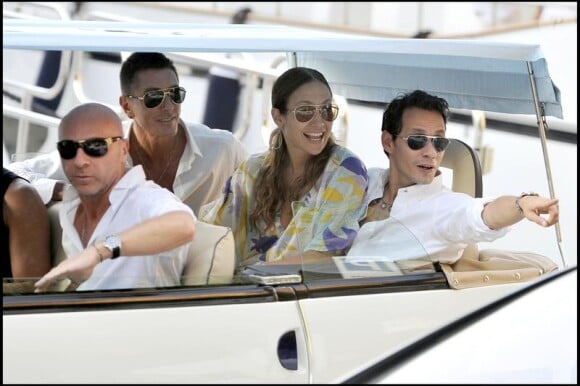 Jennifer Lopez et Marc Anthony sur leur bateau en 2009