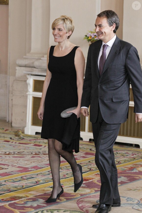 Jose Luis Zapatero et son épouse lors d'un dîner d'Etat à Madrid le 17 mai 2010
