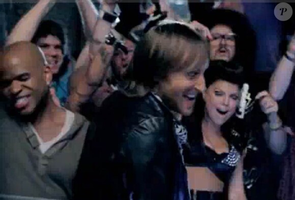 David Guetta a réuni Fergie, Chris Willis et LMFAO pour Gettin' over you