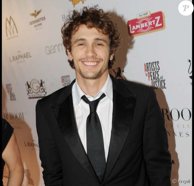 James Franco Se Retrouve Sur La Planete Des Singes Purepeople
