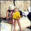 Naomi Watts et ses fils dans la piscine de l'Hotel du Cap, à Antibes
