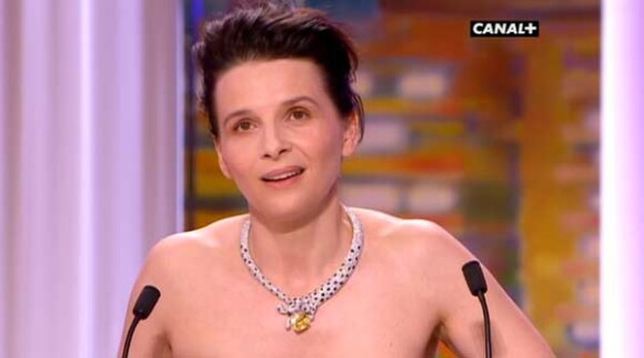 Juliette Binoche a reçu le prix d'inteprétation féminine (Cannes 2010) pour Copie Conforme