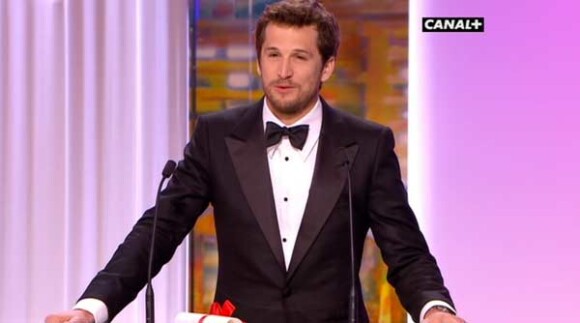 Guillaume Canet remet le prix d'interprétation féminine à Cannes le 23 mai 2010