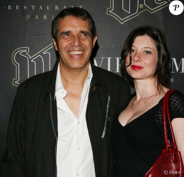 Julien Clerc Sa Cherie Helene Gremillon A Un Mysterieux Confident Purepeople