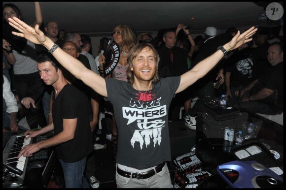 David Guetta numéro un en Angleterre avec Gettin' over you, le 7 juin 2010 !