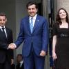 Carla Bruni est une parfaite hôtesse lorsque Nicolas Sarkozy reçoit le président géorgien Mikheil Saakashvili et son épouse Sandra Elisabed Roelofs au Palais de l'Elysée à Paris le 8 juin 2010