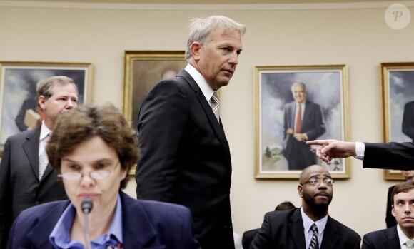 Kevin Costner à la rescousse des océans, au Congrès, à Washington, le 9 juin 2010
