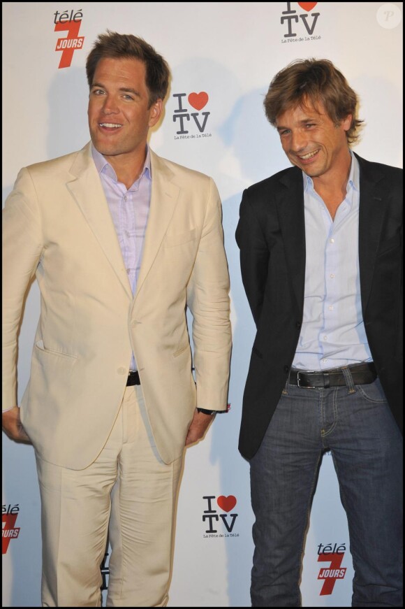 Guy Lagache et Michael Weatherly à la première Soirée de la Télévision, au Showcase, à Paris. 15/06/2010