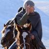 Réunis pour la première fois en "mission" à l'étranger, les princes Harry et William de Galles étaient jeudi 17 juin 2010 en visite au Lesotho. Enveloppés dans des couvertures de bergers, ils sont arrivés à cheval à 2 500 mètres d'altitude.
