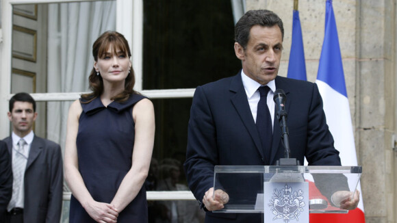 Nicolas Sarkozy a décidé d'annuler la traditionnelle garden party à l'Elysée... à cause de la crise ou des indiscrétions ?