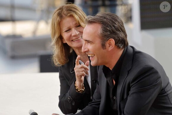 Nicole Garcia et Jean Dujardin, Grand Journal, Cannes, le 19 mai 2010