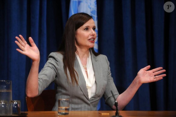 Geena Davis, lors d'une conférence de Presse sur l'égalité des sexes et l'émancipation de la femme, le 28 juin 2010.
