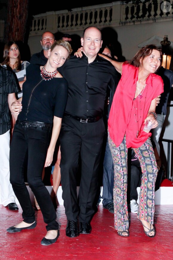 Albert de Monaco, Charlene et Caroline se déchaînent. Ils ont la rock'n'roll attitude ! 5 Juillet 2010