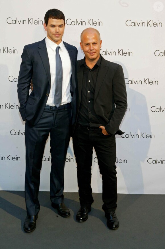 Kellan Lutz et Italo Zucchelli lors de la soirée World Of Calvin Klein à Berlin, le 7 juillet 2010