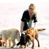 Brigitte Bardot et ses chiens à Saint-Tropez