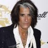 Joe Perry, d'Aerosmith, a été victime d'un accident de voiture dans le Massachussetts, jeudi 15 juillet 2010. Heureusement sans gravité.