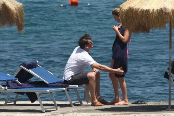 Josh Hartnett et sa ravissante Sophia Lie, lors du 8e Festival Music & Cinema, sur l'île d'Ischia, en Italie, le 17 juillet 2010.
